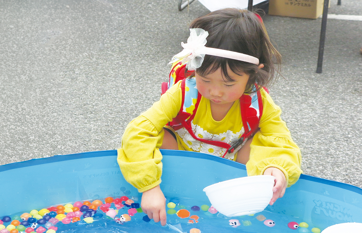 スーパーボールすくい